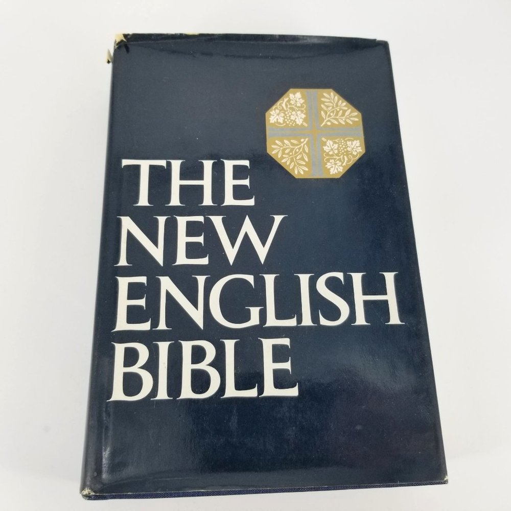 New English Holy Bible Standard Edition 1961 Hardcover Old  Testament New 2nd Ed